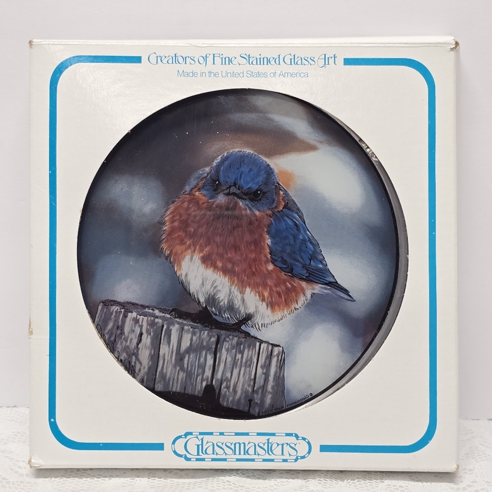 NEW Glassmasters Mad Bluebird Stained Glass Round Suncatcer Vintage Made In USA
